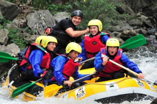 Team Building rafting